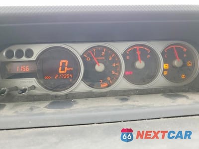 Zdjęcie 9 z 13 samochodu: 2009 TOYOTA SCION XB VIN:JTLKE50E491077677 - miniatura