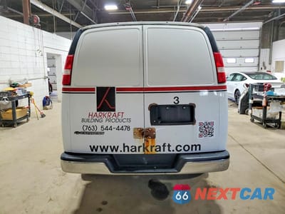 Zdjęcie 6 z 13 samochodu: 2017 CHEVROLET EXPRESS G2500 VIN:1GCWGAFF0H1221093 - miniatura