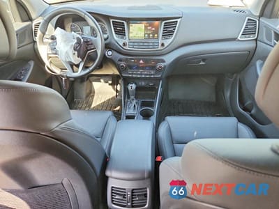 Zdjęcie 8 z 13 samochodu: 2017 HYUNDAI TUCSON SE PLUS VIN:KM8J33A47HU508173 - miniatura