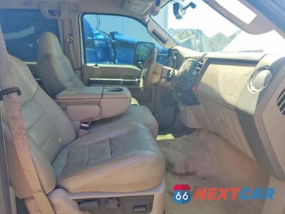 Piąte zdjęcie samochodu w środku: 2008 FORD F350 SRW SUPER DUTY VIN:1FTWW31R28EA19655 - miniatura