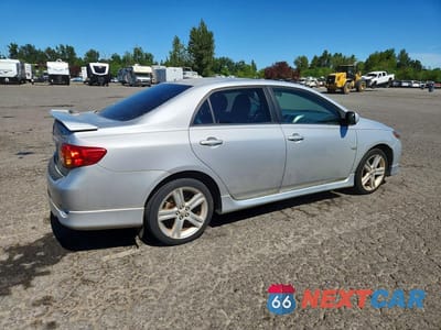 Trzecie zdjęcie samochodu z tyłu: 2009 TOYOTA COROLLA XRS VIN:1NXBE40E69Z063702 - miniatura