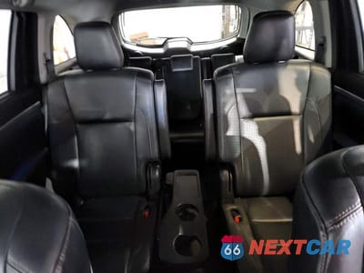 Zdjęcie 10 z 13 samochodu: 2018 TOYOTA HIGHLANDER LIMITED VIN:5TDDZRFH6JS907262 - miniatura