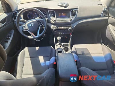 Zdjęcie 8 z 14 samochodu: 2018 HYUNDAI TUCSON SE VIN:KM8J2CA48JU756814 - miniatura