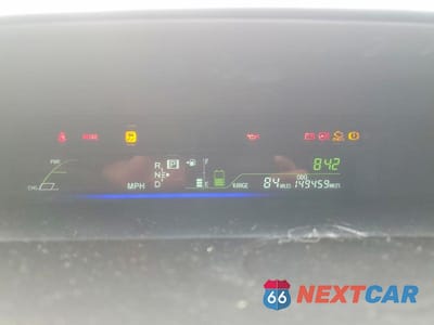 Zdjęcie 9 z 12 samochodu: 2015 TOYOTA PRIUS V TWO VIN:JTDZN3EU2FJ036314 - miniatura
