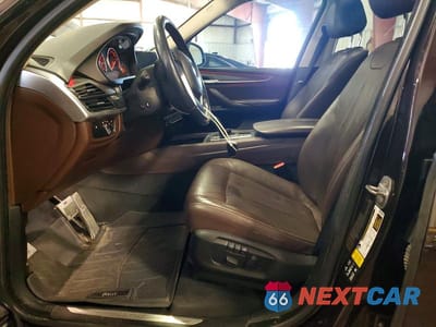 Zdjęcie 7 z 13 samochodu: 2016 BMW X5 XDRIVE35I VIN:5UXKR0C55G0P19940 - miniatura