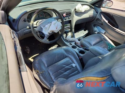 Zdjęcie 8 z 12 samochodu: 2004 FORD MUSTANG GT VIN:1FAFP42X94F184029 - miniatura