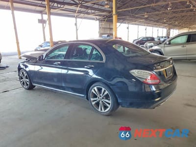Drugie zdjęcie samochodu z przodu: 2018 MERCEDES-BENZ C 300 VIN:55SWF4JB6JU240218 - miniatura