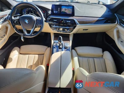 Zdjęcie 8 z 13 samochodu: 2019 BMW 530 I VIN:WBAJA5C50KG900930 - miniatura