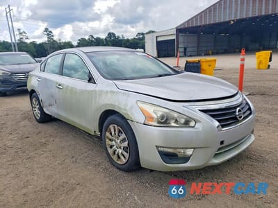 Czwarte zdjęcie samochodu z boku: 2014 NISSAN ALTIMA 2.5 S VIN:1N4AL3AP0EN258303 - miniatura
