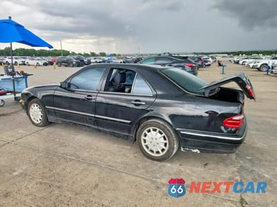 Drugie zdjęcie samochodu z przodu: 2000 MERCEDES-BENZ E 320 VIN:WDBJF65J4YB061311 - miniatura