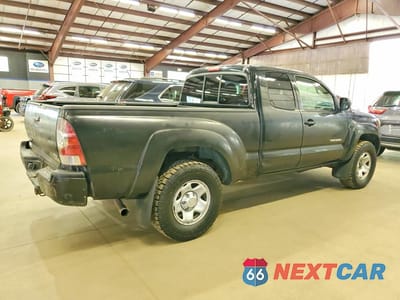 Trzecie zdjęcie samochodu z tyłu: 2011 TOYOTA TACOMA ACCESS CAB VIN:5TFUX4EN5BX006489 - miniatura