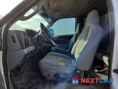 Zdjęcie 7 z 12 samochodu: 2003 FORD F250 SUPER DUTY VIN:1FTNX21L03EC19666 - miniatura