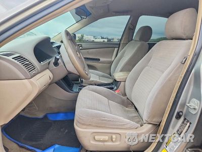 Zdjęcie 7 z 12 samochodu: 2005 TOYOTA CAMRY LE VIN:4T1BE30K25U971249 - miniatura