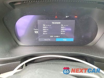 Zdjęcie 9 z 12 samochodu: 2023 VOLVO XC40 PLUS VIN:YV4L12UN1P2943134 - miniatura