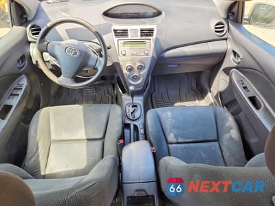 Zdjęcie 8 z 12 samochodu: 2012 TOYOTA YARIS FLEET VIN:JTDBT4K35C1414775 - miniatura