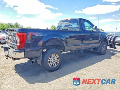Trzecie zdjęcie samochodu z tyłu: 2019 FORD F250 SUPER DUTY VIN:1FTBF2B60KEC94512 - miniatura