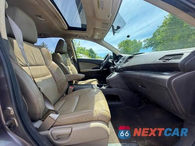 Piąte zdjęcie samochodu w środku: 2014 HONDA CR-V EXL VIN:2HKRM4H78EH701593 - miniatura