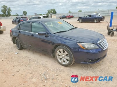 Czwarte zdjęcie samochodu z boku: 2014 CHRYSLER 200 TOURING VIN:1C3CCBBB6EN165144 - miniatura