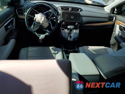 Zdjęcie 8 z 13 samochodu: 2018 HONDA CR-V TOURING VIN:7FARW1H90JE053917 - miniatura