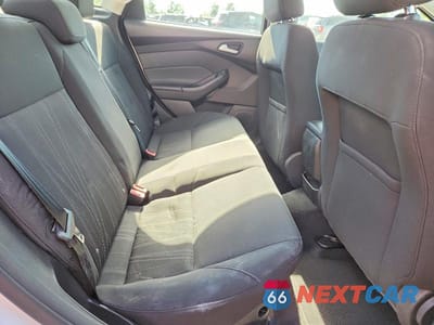 Zdjęcie 10 z 12 samochodu: 2016 FORD FOCUS SE VIN:1FADP3F2XGL267409 - miniatura