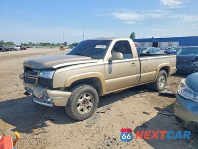 2006 CHEVROLET SILVERADO K1500 1GCEK14T16E122243 - główne zdjęcie licytacji z USA - miniatura
