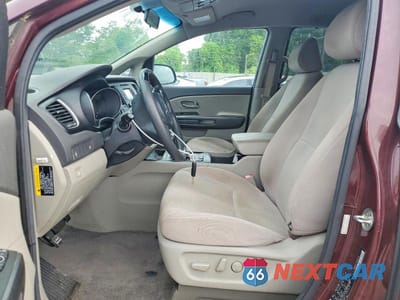 Zdjęcie 7 z 13 samochodu: 2015 KIA SEDONA LX VIN:KNDMB5C17F6054978 - miniatura