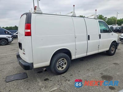 Trzecie zdjęcie samochodu z tyłu: 2017 GMC SAVANA G2500 VIN:1GTW7AFF2H1137860 - miniatura