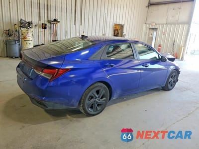 Trzecie zdjęcie samochodu z tyłu: 2021 HYUNDAI ELANTRA SEL VIN:KMHLS4AG5MU142476 - miniatura