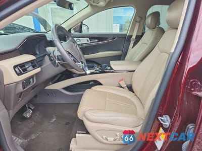 Zdjęcie 7 z 14 samochodu: 2023 LINCOLN NAUTILUS RESERVE VIN:2LMPJ8KP0PBL07729 - miniatura