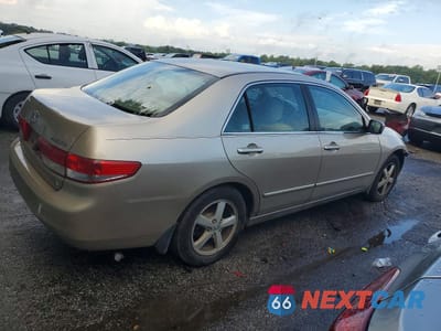 Trzecie zdjęcie samochodu z tyłu: 2004 HONDA ACCORD EX VIN:1HGCM566X4A170409 - miniatura