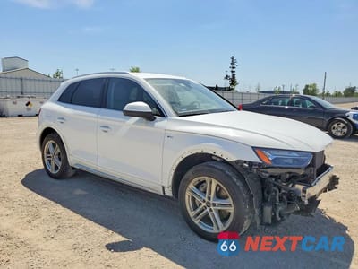 Czwarte zdjęcie samochodu z boku: 2022 AUDI Q5 E PREMIUM 55 VIN:WA1G2AFY4N2100359 - miniatura