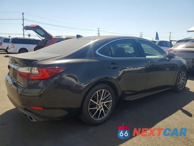 Trzecie zdjęcie samochodu z tyłu: 2017 LEXUS ES 350 VIN:58ABK1GG0HU071915 - miniatura