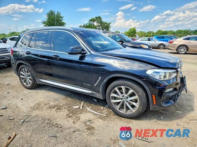 Czwarte zdjęcie samochodu z boku: 2018 BMW X3 XDRIVE30I VIN:5UXTR9C58JLD57037 - miniatura