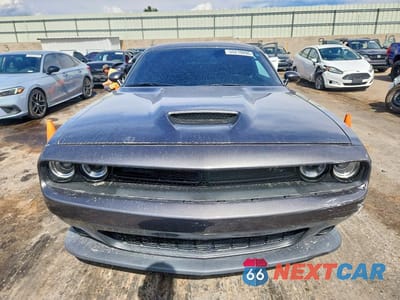 Piąte zdjęcie samochodu w środku: 2020 DODGE CHALLENGER R VIN:2C3CDZBTXLH242635 - miniatura