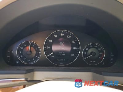 Zdjęcie 9 z 12 samochodu: 2004 MERCEDES-BENZ E 320 VIN:WDBUF65J54A533416 - miniatura