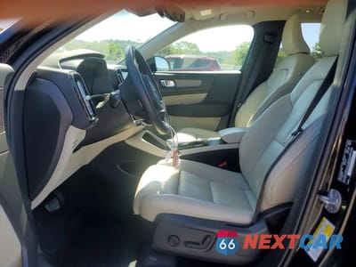 Zdjęcie 7 z 14 samochodu: 2024 VOLVO XC40 ULTIMATE VIN:YV4L12UF1R2225630 - miniatura