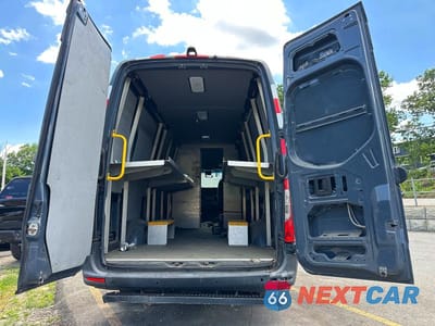 Zdjęcie 8 z 10 samochodu: 2019 MERCEDES-BENZ SPRINTER 2500 VIN:WD4PF1CD3KP150623 - miniatura