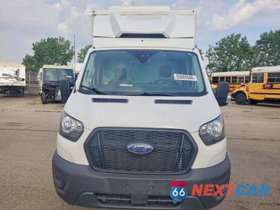 Piąte zdjęcie samochodu w środku: 2020 FORD TRANSIT DELIVERY TRUCK VIN:1FDBW5Z82LKA95579 - miniatura
