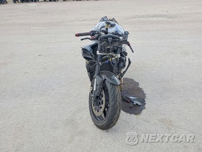 Drugie zdjęcie samochodu z przodu: 2006 YAMAHA YZFR1 VIN:JYARN15E36A005002 - miniatura