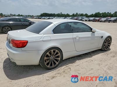 Trzecie zdjęcie samochodu z tyłu: 2011 BMW M3 VIN:WBSDX9C56BE784160 - miniatura