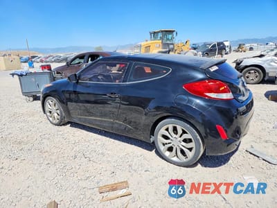 Drugie zdjęcie samochodu z przodu: 2012 HYUNDAI VELOSTER BASE VIN:KMHTC6AD8CU061727 - miniatura