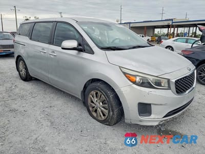 Czwarte zdjęcie samochodu z boku: 2016 KIA SEDONA L VIN:KNDMA5C19G6206506 - miniatura