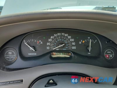 Zdjęcie 9 z 12 samochodu: 1999 BUICK CENTURY LIMITED VIN:2G4WY52M9X1449929 - miniatura