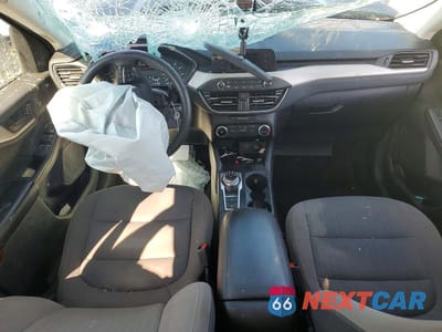 Zdjęcie 8 z 13 samochodu: 2022 FORD ESCAPE S VIN:1FMCU0F65NUB57144 - miniatura