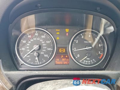 Zdjęcie 9 z 13 samochodu: 2009 BMW 328 I VIN:WBAPH73539A173474 - miniatura