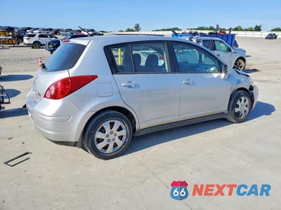 Trzecie zdjęcie samochodu z tyłu: 2009 NISSAN VERSA 1.8 S VIN:3N1BC13E99L364644 - miniatura