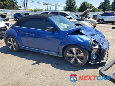 Czwarte zdjęcie samochodu z boku: 2013 VOLKSWAGEN BEETLE TURBO VIN:3VW7S7AT7DM825561 - miniatura