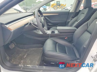 Zdjęcie 7 z 12 samochodu: 2023 TESLA MODEL 3 VIN:5YJ3E1EA0PF671640 - miniatura