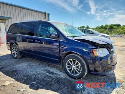 Czwarte zdjęcie samochodu z boku: 2015 DODGE GRAND CARAVAN SXT VIN:2C4RDGCG3FR651604 - miniatura