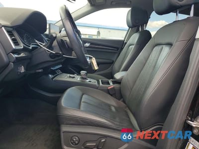 Zdjęcie 7 z 14 samochodu: 2019 AUDI Q5 PREMIUM VIN:WA1ANAFY3K2131143 - miniatura